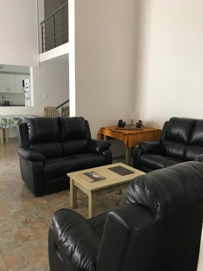 Livivane Guest House Simunye Luaran gambar