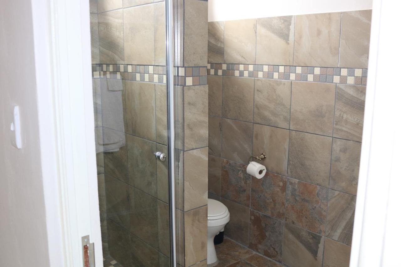 Livivane Guest House Simunye Luaran gambar